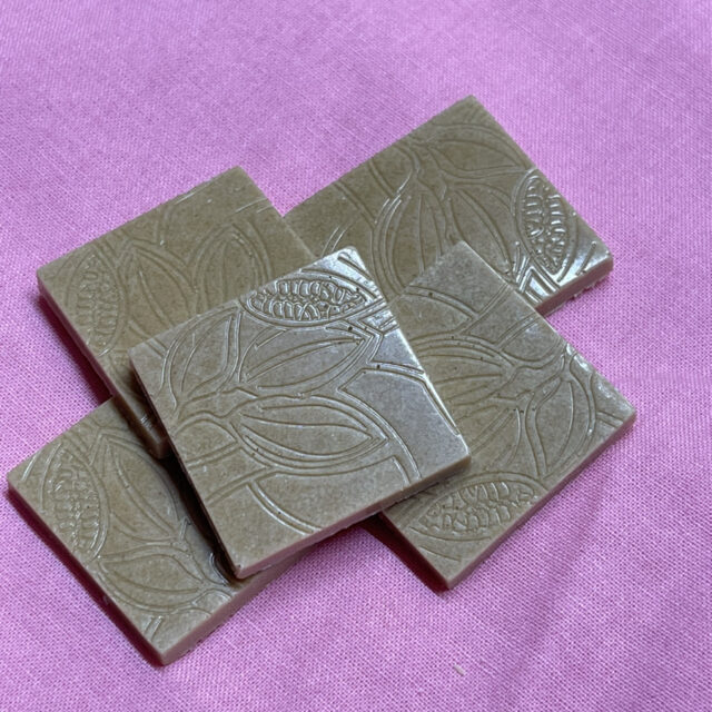 CHOCOLATE-ホワイトチョコレート 約50g